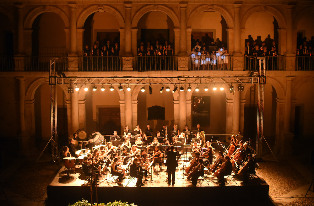 Antología de la Zarzuela, la Ópera y la Canción Iberoamericana